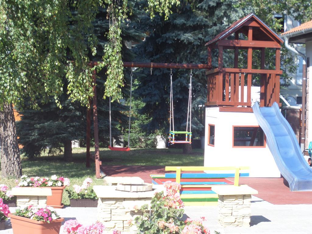 Kingaapartman Siófok Buitenkant foto