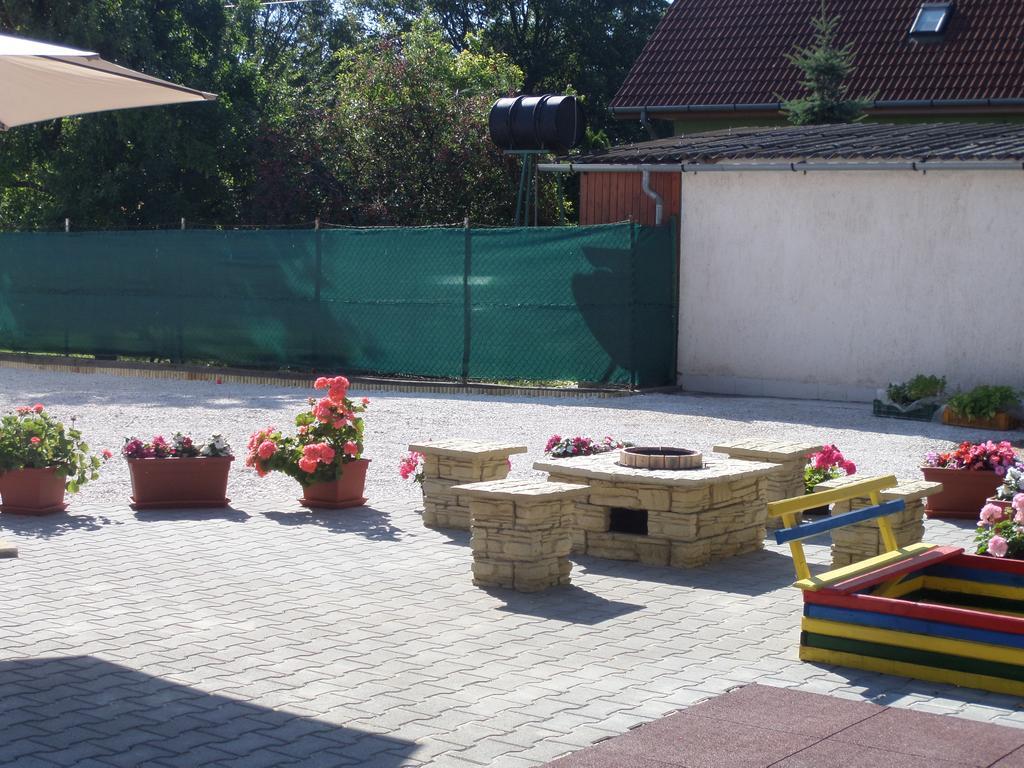 Kingaapartman Siófok Buitenkant foto