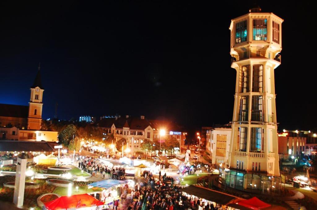 Kingaapartman Siófok Buitenkant foto